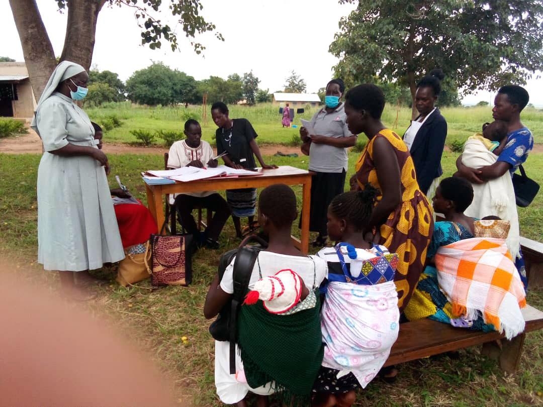 220037 - Ouganda: Une ambulance pour les patients atteints du VIH
