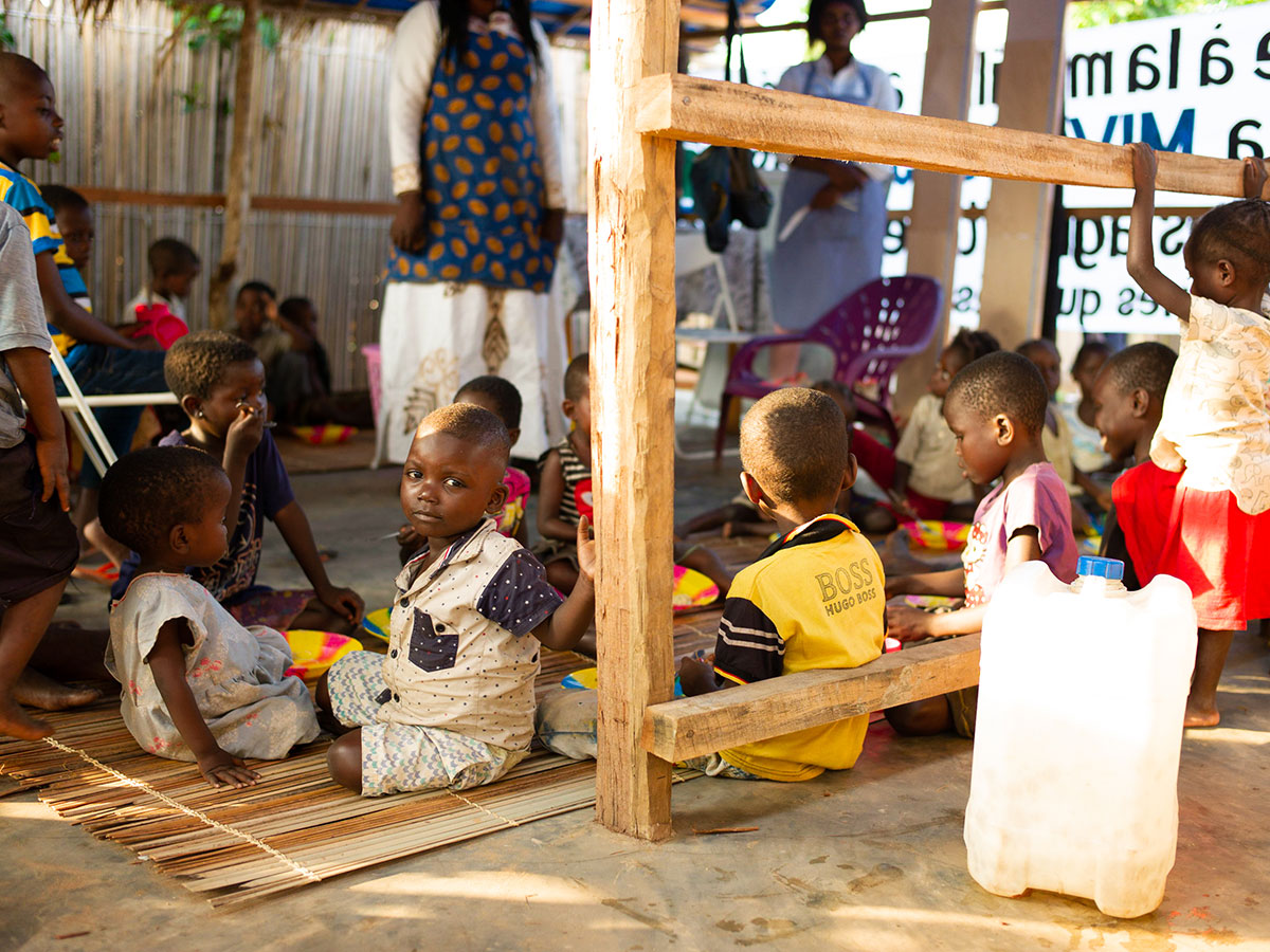230010 - RD Congo: Un véhicule tout-terrain pour approvisionner la population