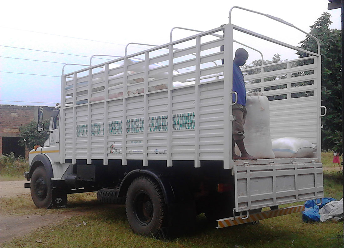 150068 - Più guadagni per i coltivatori di riso in Uganda